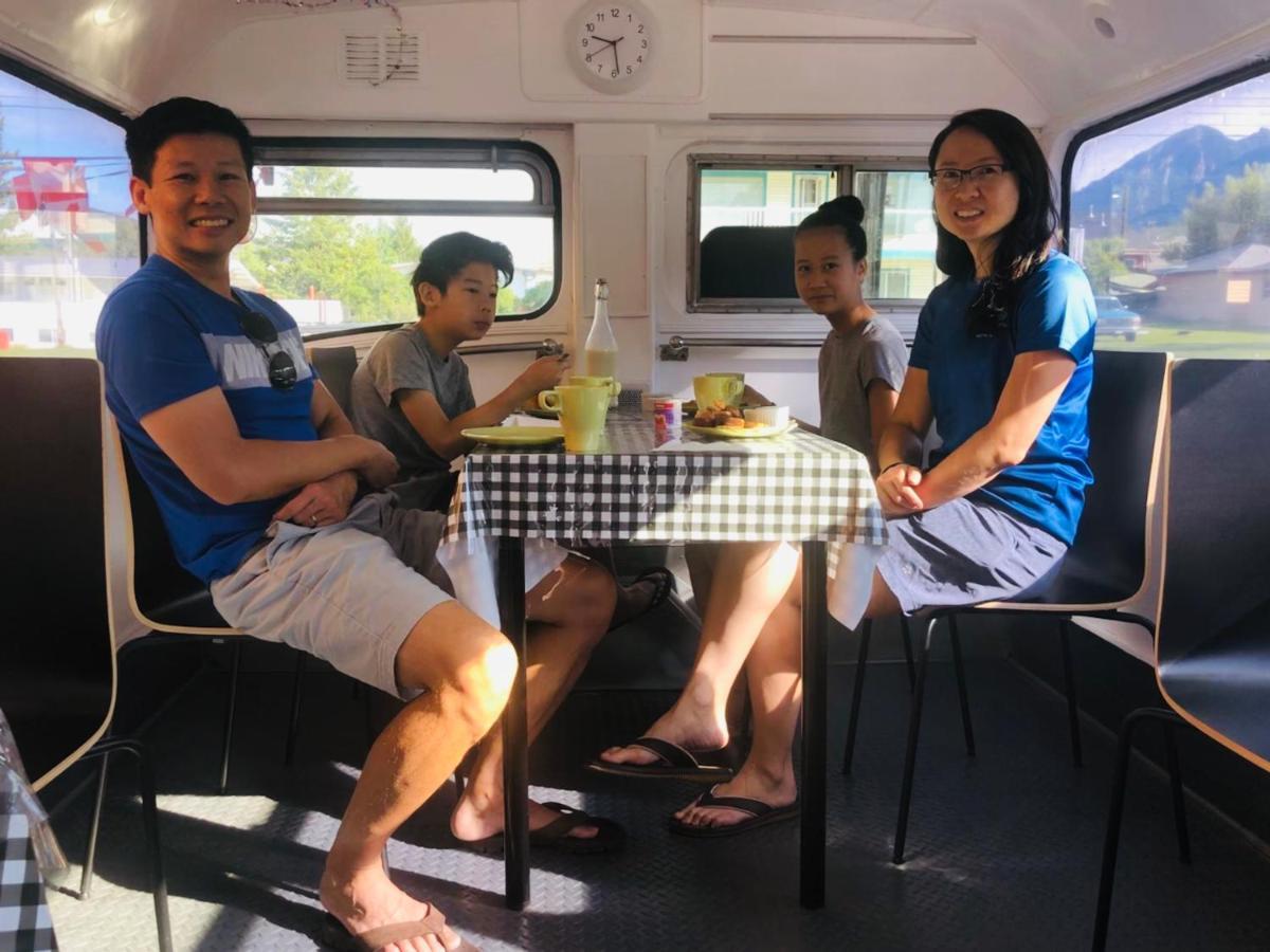 皮卡迪利汽车旅馆 镭温泉 外观 照片
